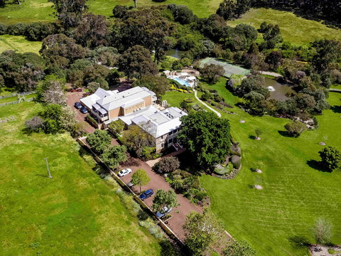 Grand Mercure Basildene Manor - Accommodation Cairns 1