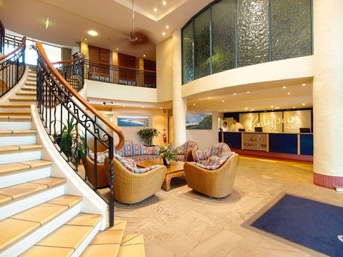 Oaks Calypso Plaza Resort - Accommodation Cairns 1