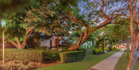 The Airport International Motel - Accommodation Cairns 1