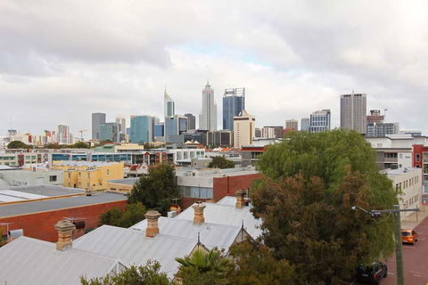 Zappeion Apartments - Accommodation Cairns 0