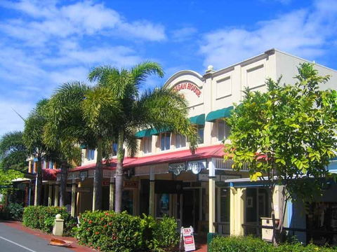 Macrossan House Boutique Holidays Apts - Accommodation Cairns 0