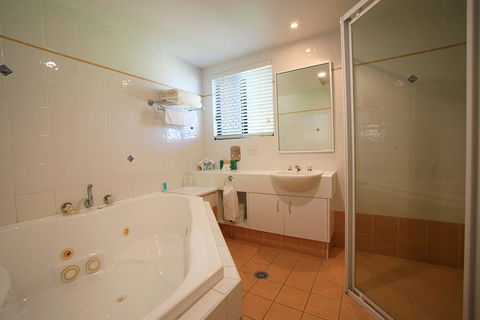Macquarie Barracks Inn - Accommodation Cairns 2