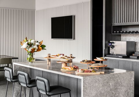 Oakwood Premier Melbourne - Accommodation Cairns 1