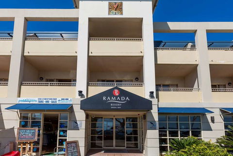 Ramada Resort Shoal Bay - Accommodation Cairns 1