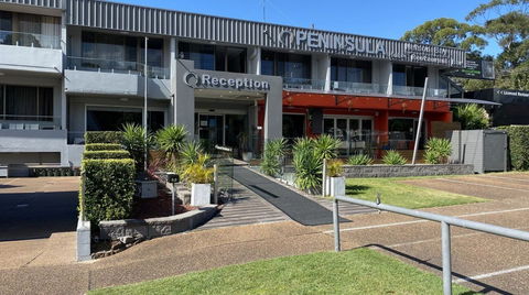 Peninsula Motor Inn - Accommodation Cairns 1