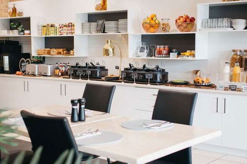Quality Suites Banksia Gardens - Accommodation Cairns 10