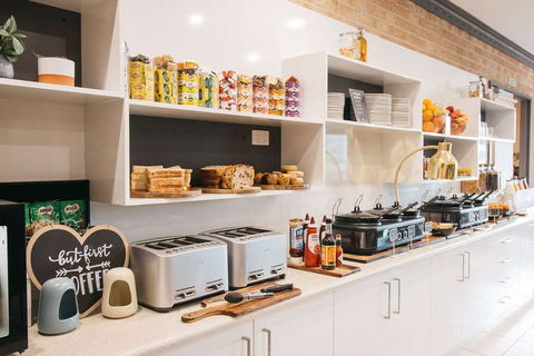 Quality Suites Banksia Gardens - Accommodation Cairns 11