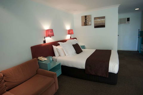 SureStay By BW The Clarence On Melville - Accommodation Cairns 9