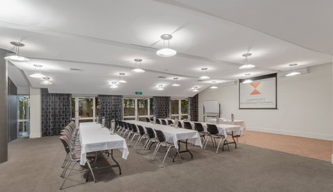 The Airport International Motel - Accommodation Cairns 13