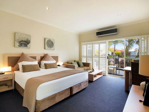 Oaks Pacific Blue Resort - Accommodation Cairns 0