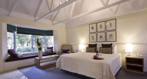 Cape Lodge - Accommodation Cairns 0
