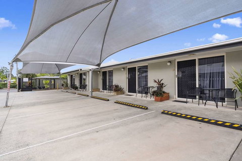 Caboolture Central Motor Inn, SureStay Collection - Accommodation Cairns 3