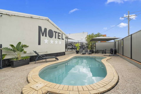 Caboolture Central Motor Inn, SureStay Collection - Accommodation Cairns 15