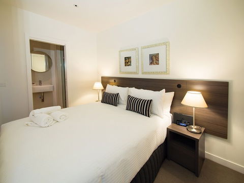 WRAP on Southbank - Accommodation Cairns 2