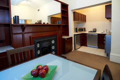 Gordon House Apartments - Accommodation Cairns 2