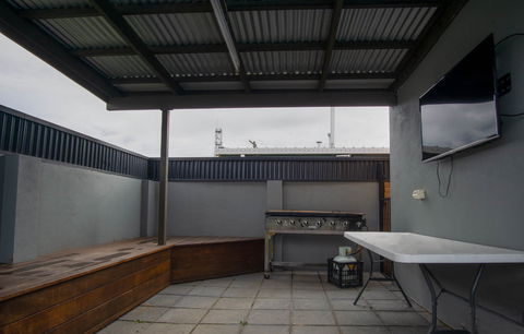 Acacia Motor Inn - Accommodation Cairns 1