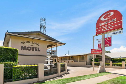 Econo Lodge Park Lane - Accommodation Cairns 0