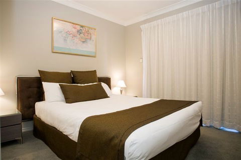 Pinnacle Apartments - Accommodation Cairns 1