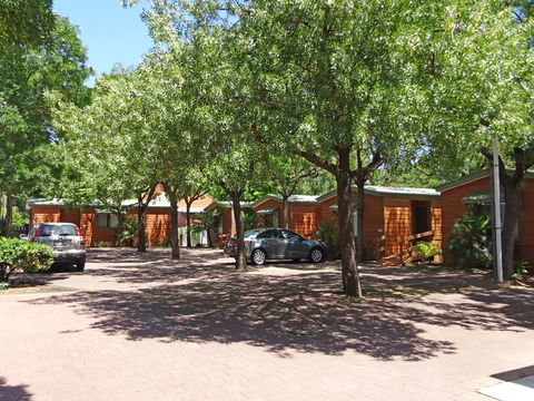 Adelaide Caravan Park - Accommodation Cairns 2