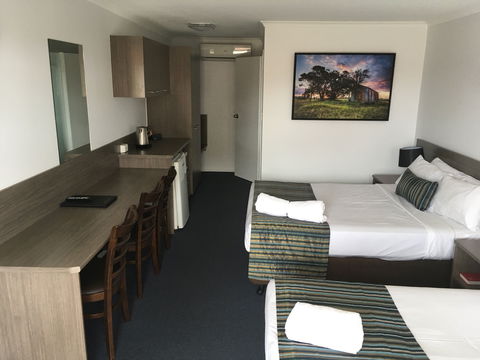 Sugar Country Motor Inn - Accommodation Cairns 0