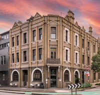 The Vulcan Hotel - Accommodation Cairns