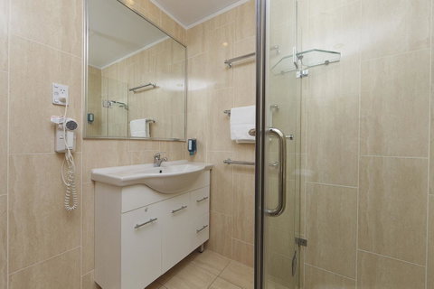 Ibis Styles Canberra - Accommodation Cairns 11