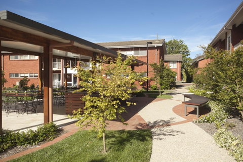 Forrest Hotel & Apartments - Accommodation Cairns 35