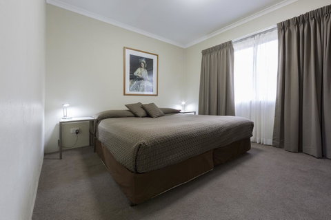 Forrest Hotel & Apartments - Accommodation Cairns 18