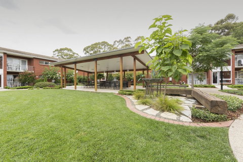 Forrest Hotel & Apartments - Accommodation Cairns 6