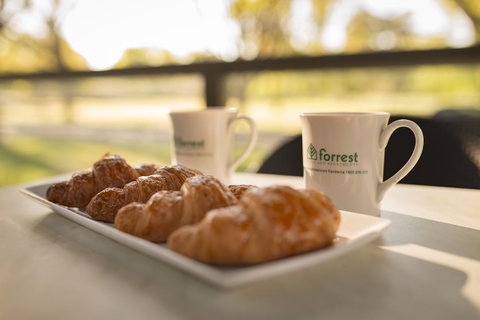 Forrest Hotel & Apartments - Accommodation Cairns 8