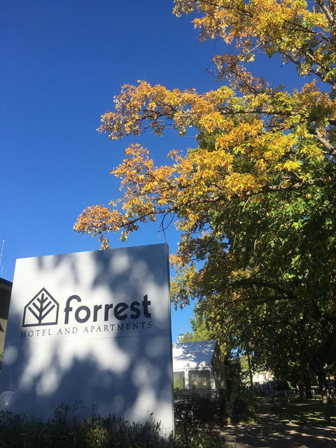 Forrest Hotel & Apartments - Accommodation Cairns 9