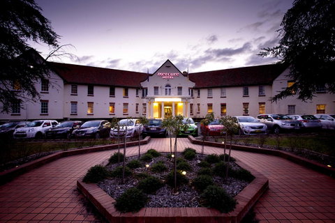 Mercure Canberra - Accommodation Cairns 23