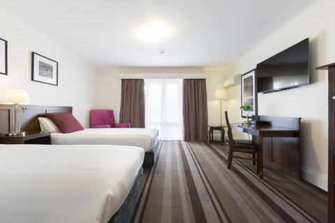 Mercure Canberra - Accommodation Cairns 10