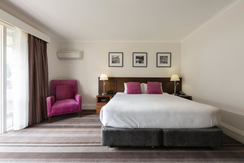 Mercure Canberra - Accommodation Cairns 14