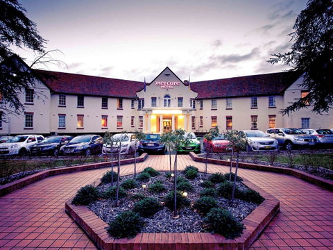 Mercure Canberra - Accommodation Cairns 0