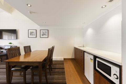 Mercure Canberra - Accommodation Cairns 17
