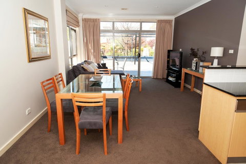 CityStyle Apartments - Accommodation Cairns 5