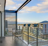 Accommodate Canberra - Dockside - Accommodation Cairns