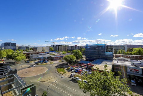 Mode 220 Braddon ACT - Accommodation Cairns 10