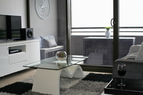 Modern Executive Apt@Barton*1BR*WiFi*Gym*Secure Parking*Canberra - Accommodation Cairns 8