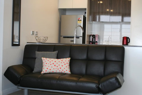 Modern Executive Apt@Barton*1BR*WiFi*Gym*Secure Parking*Canberra - Accommodation Cairns 10