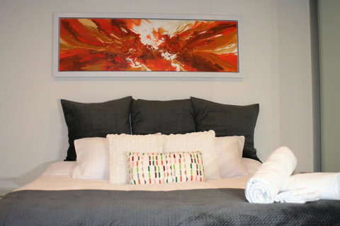 Modern Executive Apt@Barton*1BR*WiFi*Gym*Secure Parking*Canberra - Accommodation Cairns 6