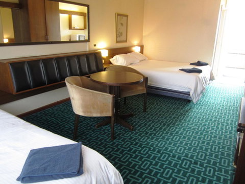 Canberra Lyneham Motor Inn - Accommodation Cairns 8