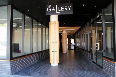 Stylish, Modern, Cute As A Button - Braddon CBD - Accommodation Cairns 3