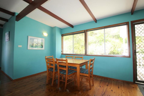 Bally High, 20 Dulconghi Street - Accommodation Cairns 12