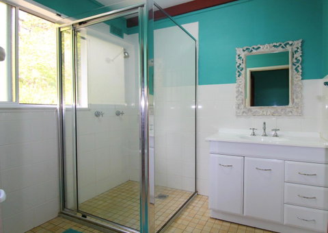 Bally High, 20 Dulconghi Street - Accommodation Cairns 4