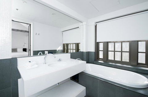 Peppers Gallery Hotel - Accommodation Cairns 38