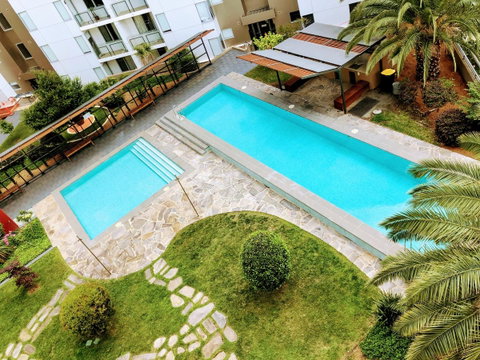 Staying Places - The Avenue - Accommodation Cairns 8