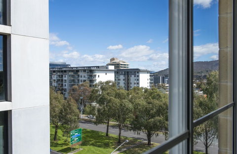 Mantra On Northbourne - Accommodation Cairns 24
