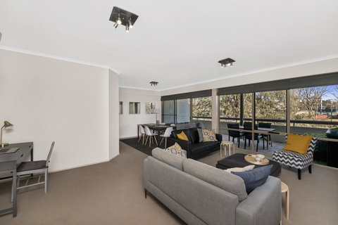 Accommodate Canberra - The Summit - Accommodation Cairns 0
